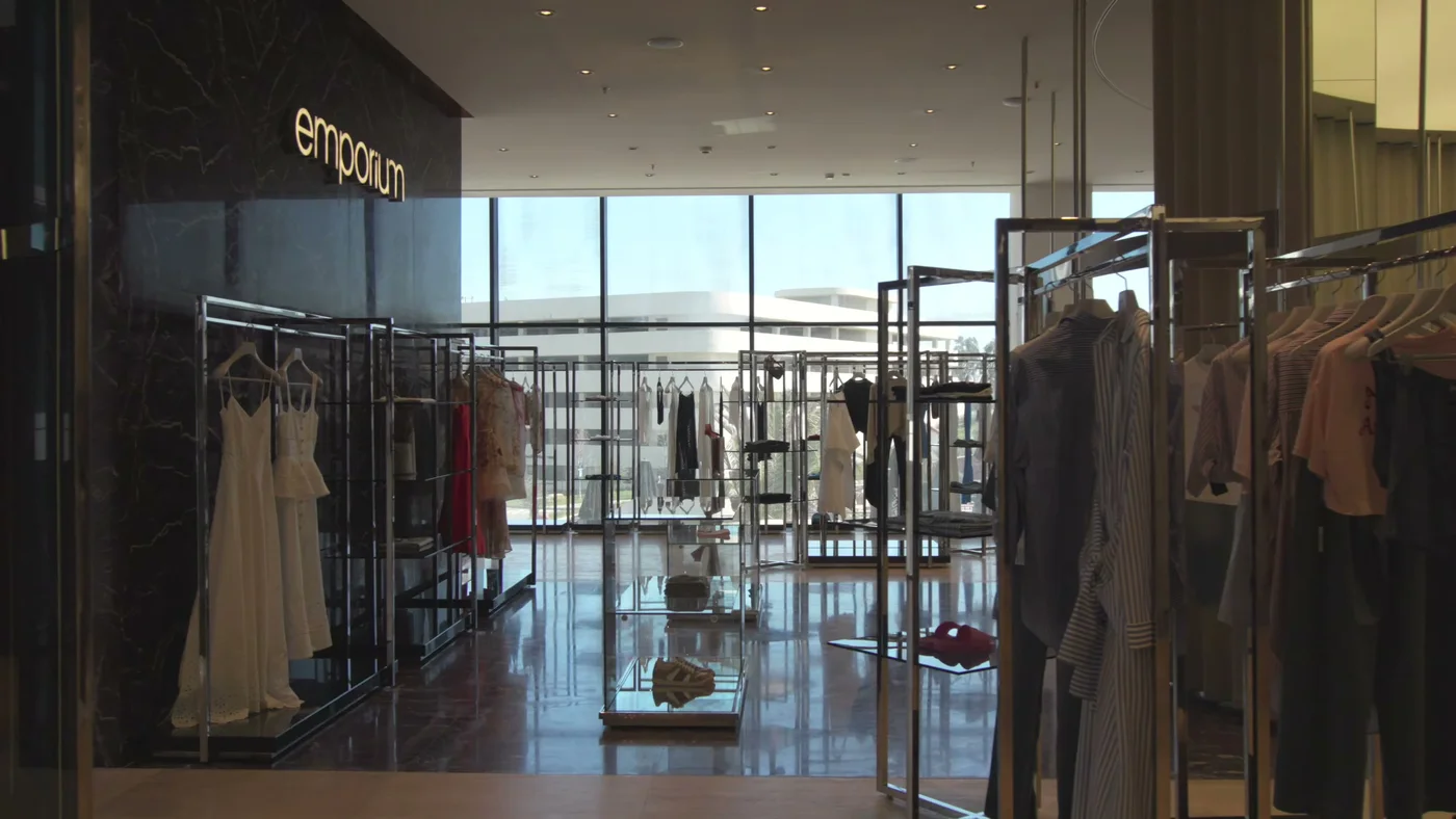 Торговый зал Emporium на первом этаже молла